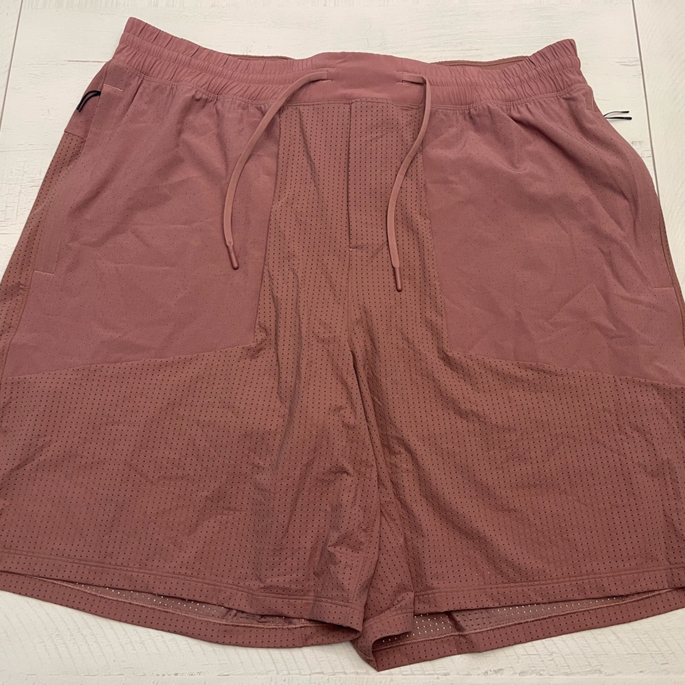 Men’s Lululemon shorts - salmon - size XXL